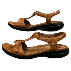 Clarks UNstructured Un Shade Tan Leather T-Strap Sandals Size 9.5